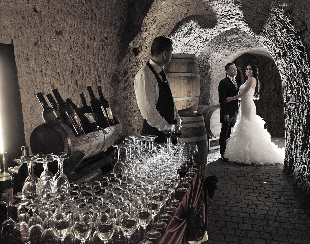 https://www.lacollinettaeventi.it/wp-content/uploads/2024/11/matrimonio-roma-grotta.jpg